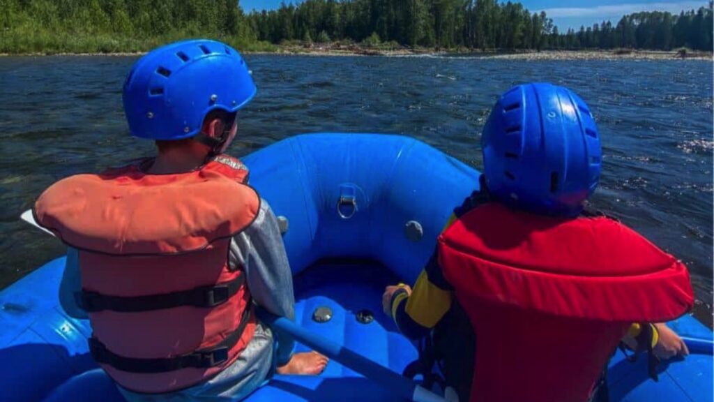 river rafting at this all-inclusive Canadian dude ranch
